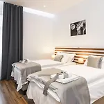 Prima Luxury Panzió