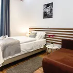 Prima Luxury ספליט