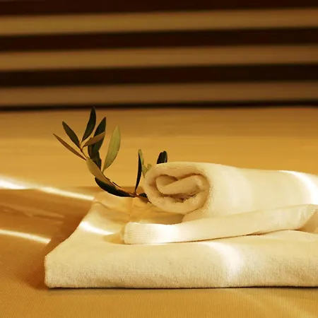 Prima Luxury לינה וארוחת בוקר