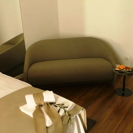 Prima Luxury לינה וארוחת בוקר