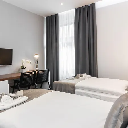 Prima Luxury לינה וארוחת בוקר ספליט