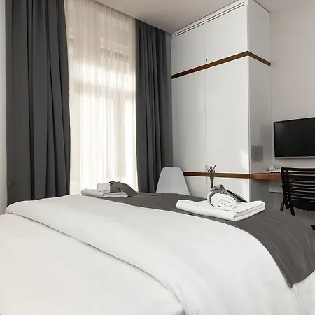 Prima Luxury Bed & Breakfast 4*
