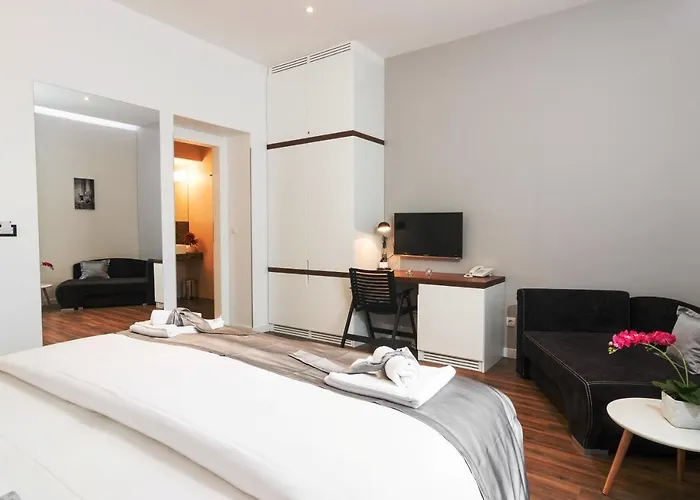 Prima Luxury