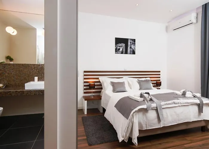 Nocleg ze śniadaniem Prima Luxury 4*