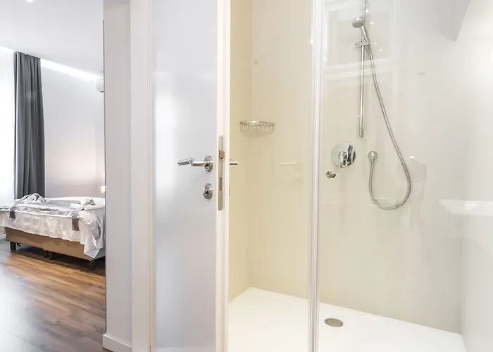 Prima Luxury فندق مبيت وإفطار