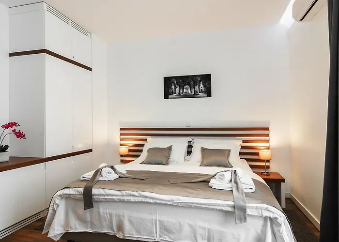 Prima Luxury