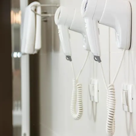 Prima Luxury فندق مبيت وإفطار 4*