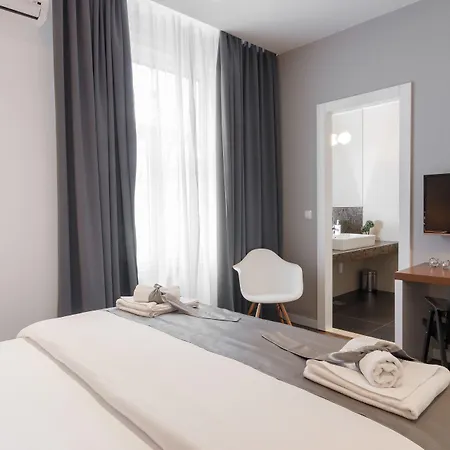 Prima Luxury