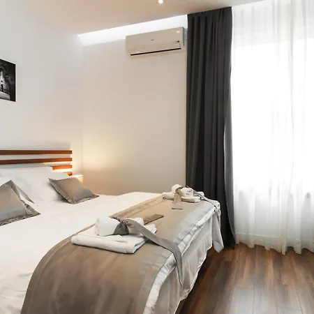 Prima Luxury krevet i doručak Split