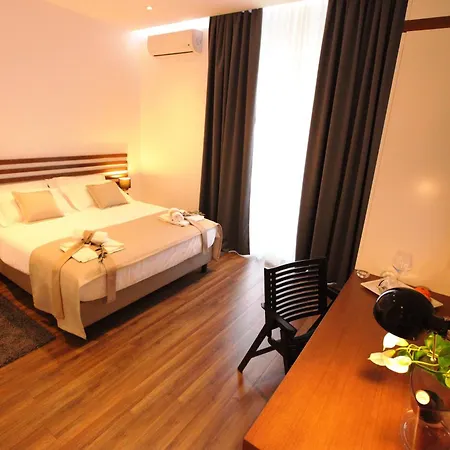 Prima Luxury Bed & Breakfast