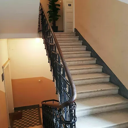 Prima Luxury Bed & Breakfast 4*